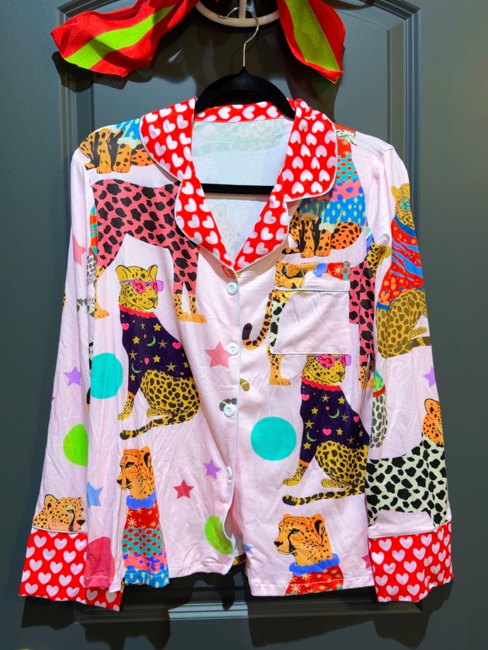SHEIN Pink Multicolor Leopard & Heart Print Pajama Top